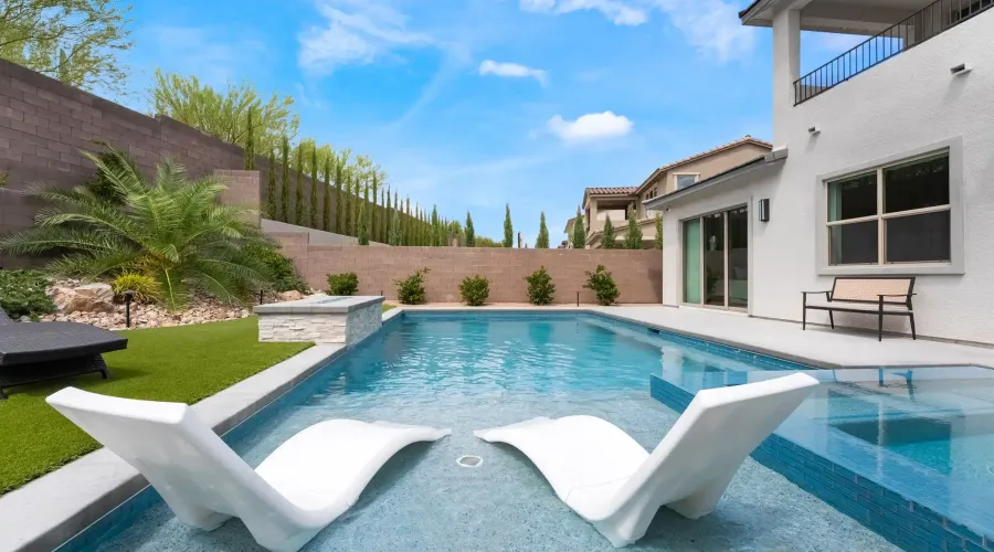 127 Malpaso St., Las Vegas, Nevada, 89138, United States, 5 Bedrooms Bedrooms, 8 Rooms Rooms,4 BathroomsBathrooms,Residential,For Sale,Malpaso St.,2,70030020117