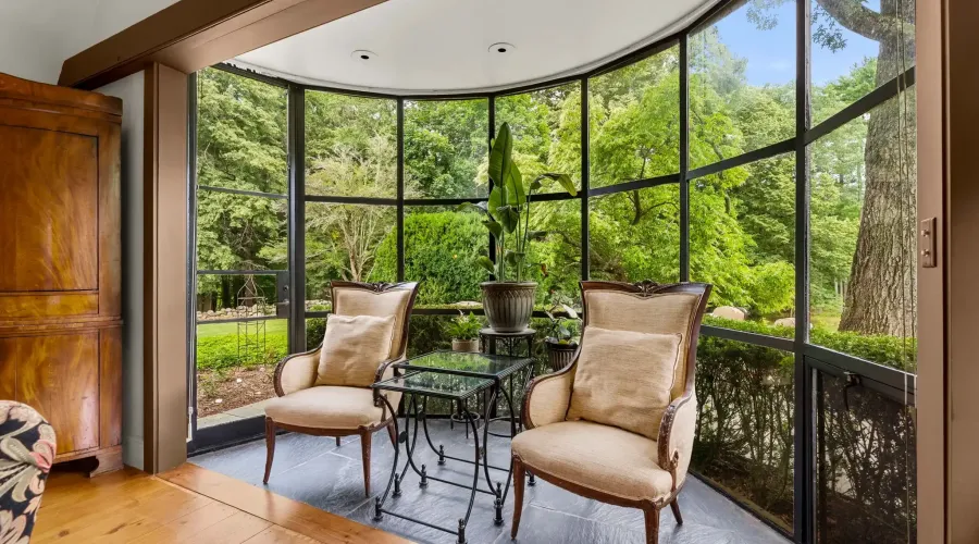 Miles River Rd, Hamilton, Massachusetts, 01982, United States, 4 Bedrooms Bedrooms, 11 Rooms Rooms,3 BathroomsBathrooms,Single family home,For Sale,Miles River,70030020118