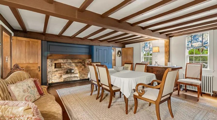 Miles River Rd, Hamilton, Massachusetts, 01982, United States, 4 Bedrooms Bedrooms, 11 Rooms Rooms,3 BathroomsBathrooms,Single family home,For Sale,Miles River,70030020118