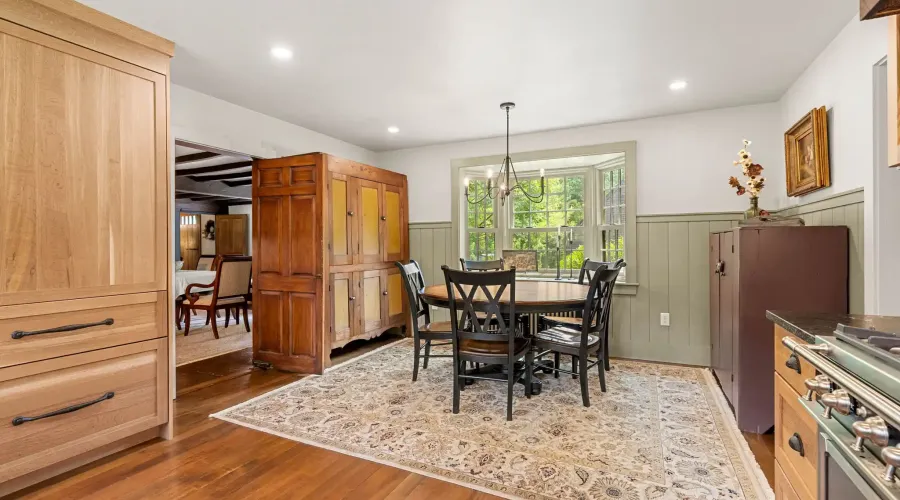 Miles River Rd, Hamilton, Massachusetts, 01982, United States, 4 Bedrooms Bedrooms, 11 Rooms Rooms,3 BathroomsBathrooms,Single family home,For Sale,Miles River,70030020118