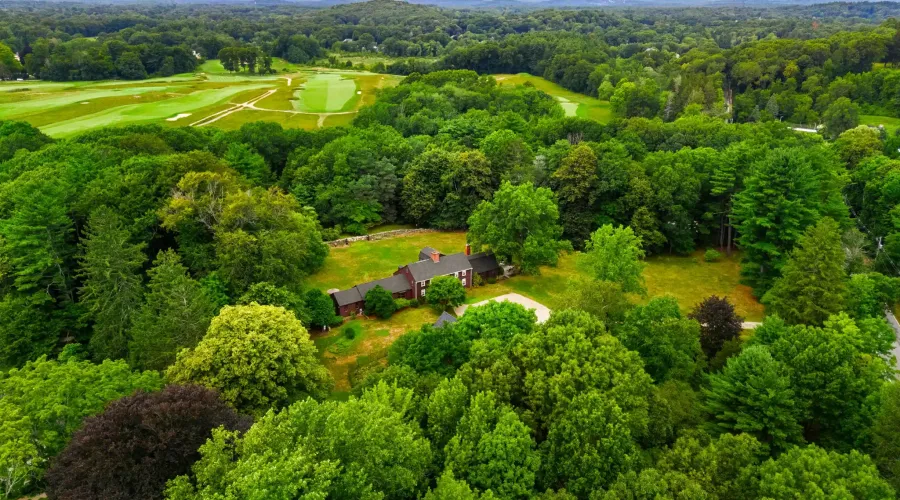 Miles River Rd, Hamilton, Massachusetts, 01982, United States, 4 Bedrooms Bedrooms, 11 Rooms Rooms,3 BathroomsBathrooms,Single family home,For Sale,Miles River,70030020118