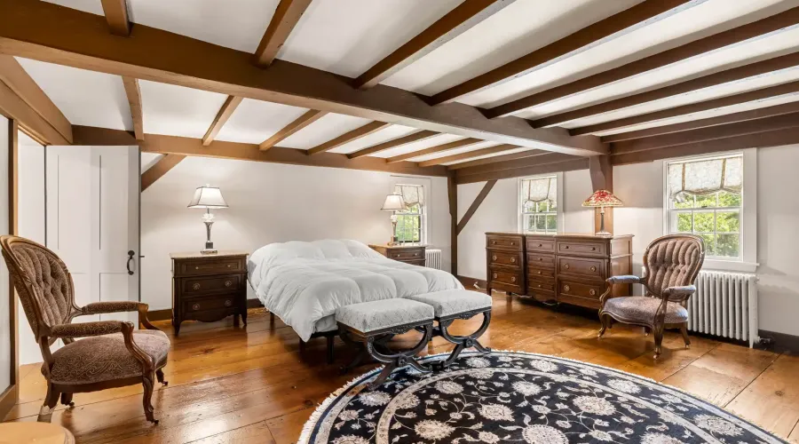 Miles River Rd, Hamilton, Massachusetts, 01982, United States, 4 Bedrooms Bedrooms, 11 Rooms Rooms,3 BathroomsBathrooms,Single family home,For Sale,Miles River,70030020118