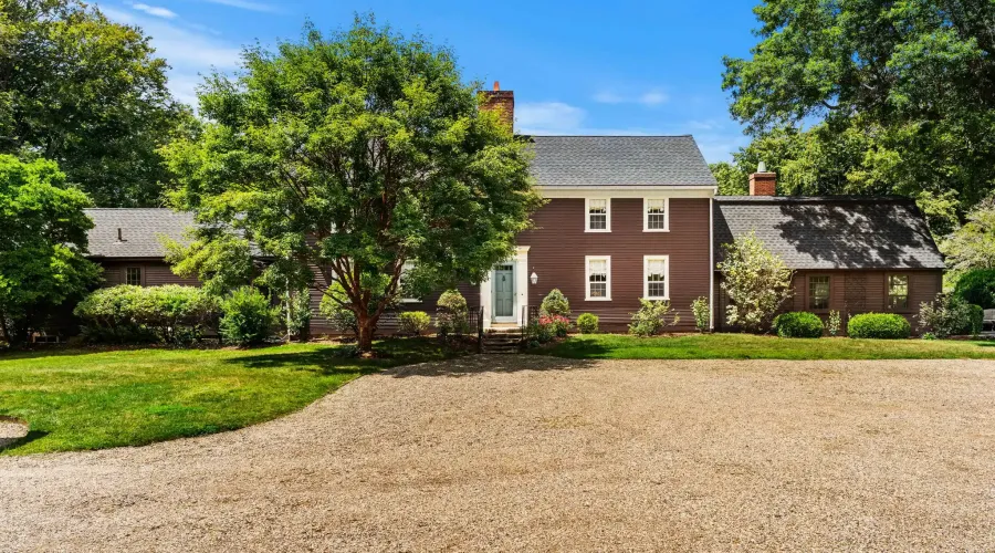 Miles River Rd, Hamilton, Massachusetts, 01982, United States, 4 Bedrooms Bedrooms, 11 Rooms Rooms,3 BathroomsBathrooms,Single family home,For Sale,Miles River,70030020118