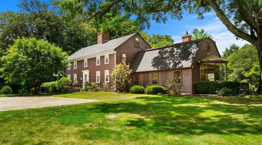 Miles River Rd, Hamilton, Massachusetts, 01982, United States, 4 Bedrooms Bedrooms, 11 Rooms Rooms,3 BathroomsBathrooms,Single family home,For Sale,Miles River,70030020118