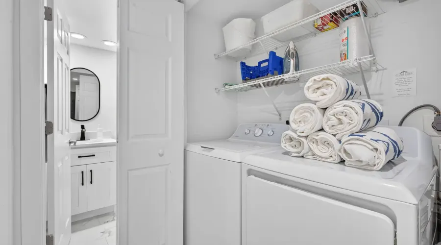 1919 Olde Middle Gulf Drive, Sanibe, Florida, 33957, United States, 2 Bedrooms Bedrooms, 9 Rooms Rooms,2 BathroomsBathrooms,Condo,For Sale,Olde Middle Gulf,1,70030020126