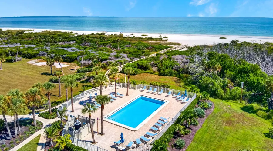 1919 Olde Middle Gulf Drive, Sanibe, Florida, 33957, United States, 2 Bedrooms Bedrooms, 9 Rooms Rooms,2 BathroomsBathrooms,Condo,For Sale,Olde Middle Gulf,1,70030020126