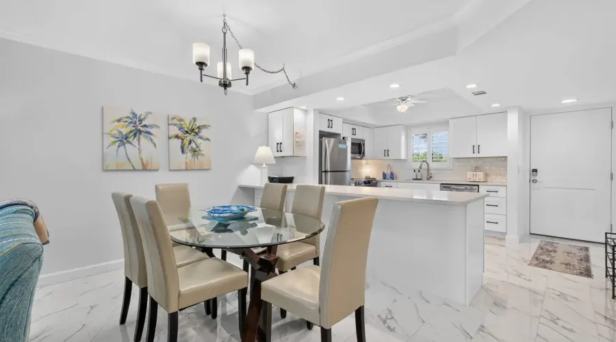 1919 Olde Middle Gulf Drive, Sanibe, Florida, 33957, United States, 2 Bedrooms Bedrooms, 9 Rooms Rooms,2 BathroomsBathrooms,Condo,For Sale,Olde Middle Gulf,1,70030020126