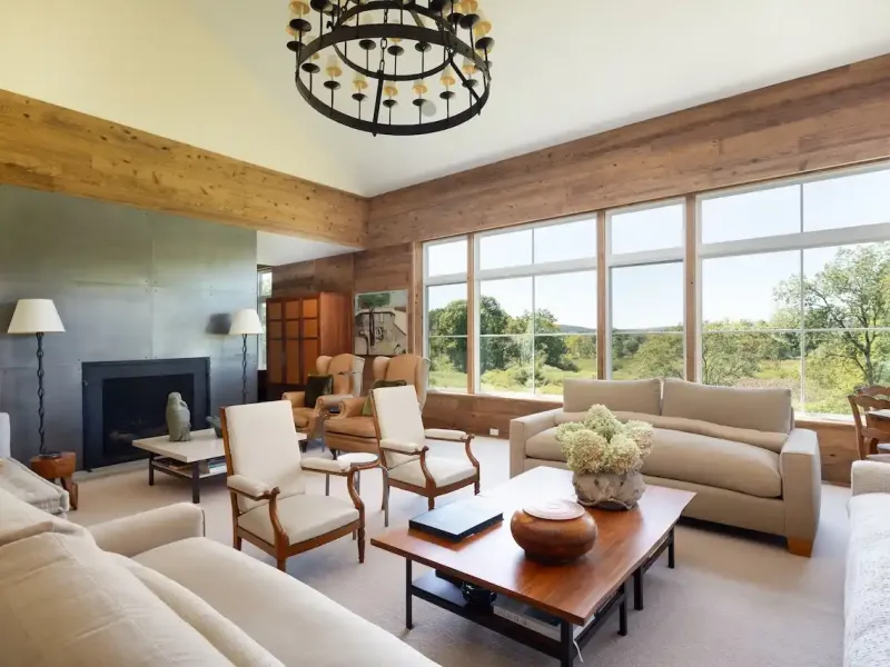 https://harneyrealestate.com/property/250-belgo-road-salisbury-ct-0603 – image 5