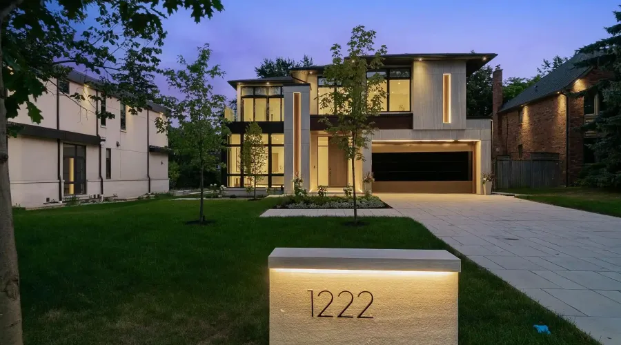 1222 Mississauga Road, Mississauga, Ontario, L5H 2J2, Canada, 4 Bedrooms Bedrooms, ,7 BathroomsBathrooms,Residential,For Sale,1222 Mississauga Road,70030020140