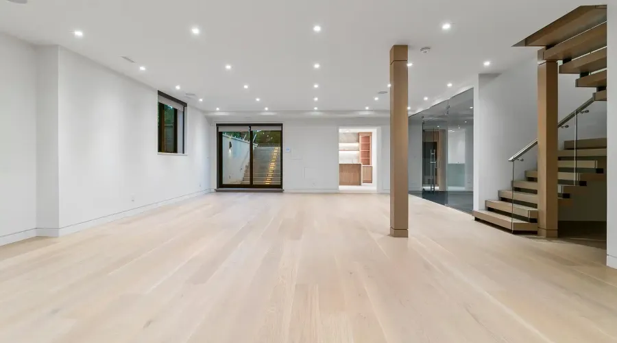 1222 Mississauga Road, Mississauga, Ontario, L5H 2J2, Canada, 4 Bedrooms Bedrooms, ,7 BathroomsBathrooms,Residential,For Sale,1222 Mississauga Road,70030020140
