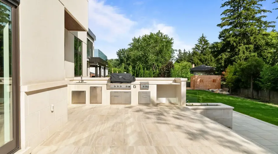 1222 Mississauga Road, Mississauga, Ontario, L5H 2J2, Canada, 4 Bedrooms Bedrooms, ,7 BathroomsBathrooms,Residential,For Sale,1222 Mississauga Road,70030020140