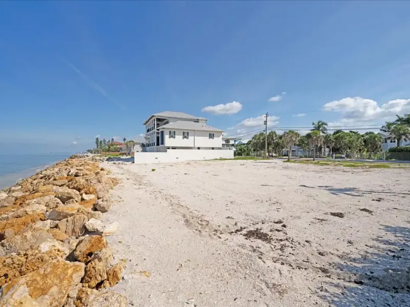 3761 Casey Key Rd – image 32