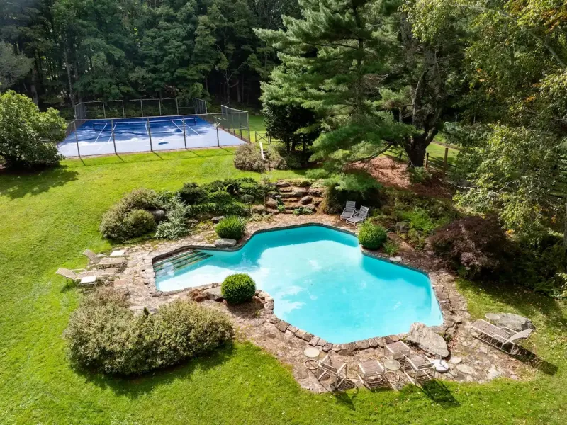 https://harneyrealestate.com/property/55-57-brinton-hill-road-salisbur – image 4
