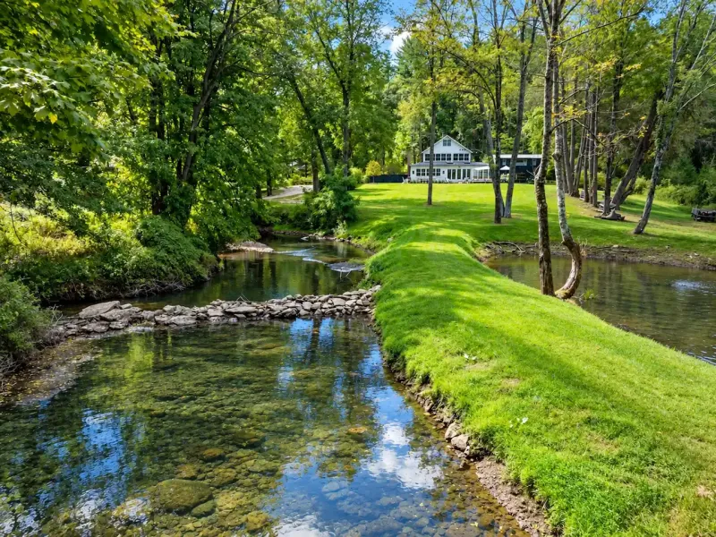 https://harneyrealestate.com/property/144-salmon-kill-road-salisbury-c – image 2