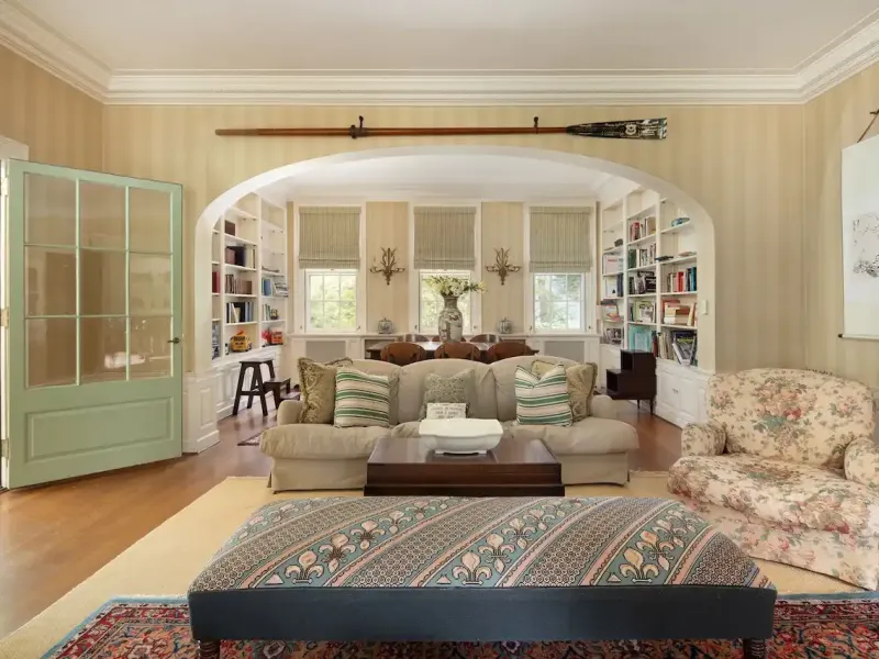 https://harneyrealestate.com/property/16-18-laurel-way-norfolk-ct-0609 – image 9