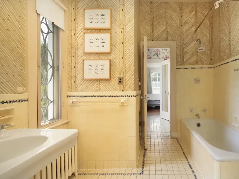 https://harneyrealestate.com/property/16-18-laurel-way-norfolk-ct-0609 – image 23