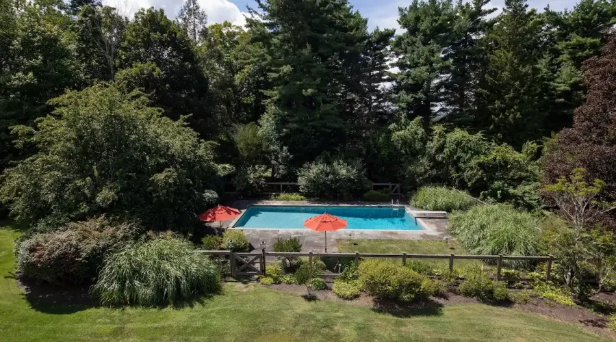 16-18 Laurel Way, Norfolk, Connecticut, 06098, United States, 10 Bedrooms Bedrooms, 22 Rooms Rooms,7 BathroomsBathrooms,Residential,For Sale,Laurel Way,70030020150
