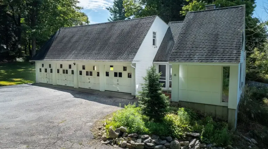 16-18 Laurel Way, Norfolk, Connecticut, 06098, United States, 10 Bedrooms Bedrooms, 22 Rooms Rooms,7 BathroomsBathrooms,Residential,For Sale,Laurel Way,70030020150