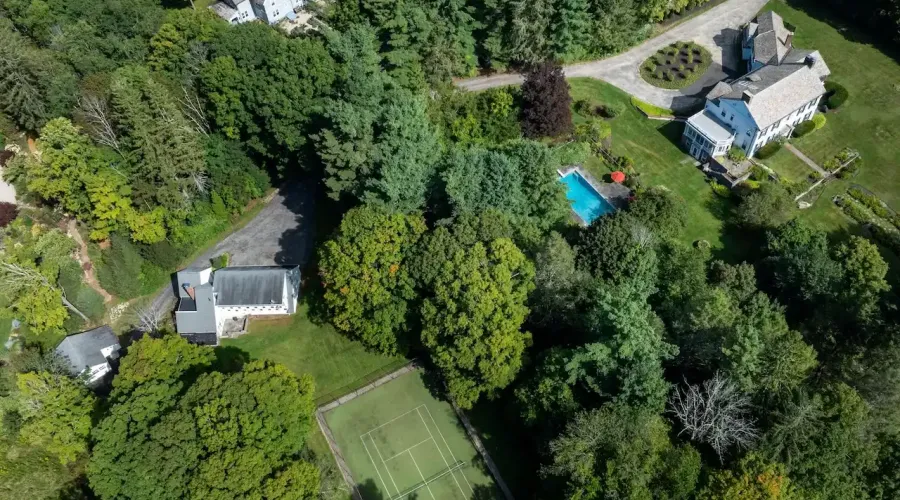 16-18 Laurel Way, Norfolk, Connecticut, 06098, United States, 10 Bedrooms Bedrooms, 22 Rooms Rooms,7 BathroomsBathrooms,Residential,For Sale,Laurel Way,70030020150