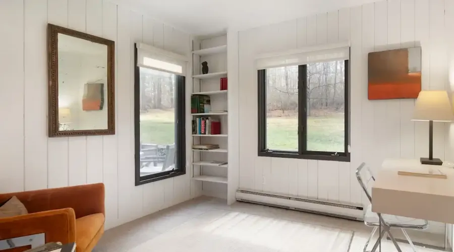 40 Canterbury Lane, Salisbury, Connecticut, 06039, United States, 4 Bedrooms Bedrooms, 8 Rooms Rooms,4 BathroomsBathrooms,Residential,For Sale,Canterbury Lane,70030020151