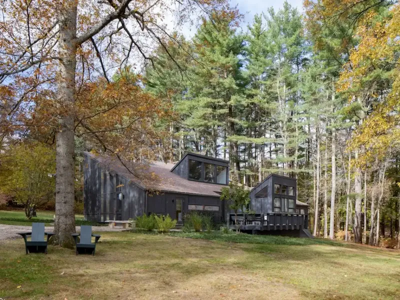 https://harneyrealestate.com/property/40-canterbury-lane-salisbury-ct- – image 3