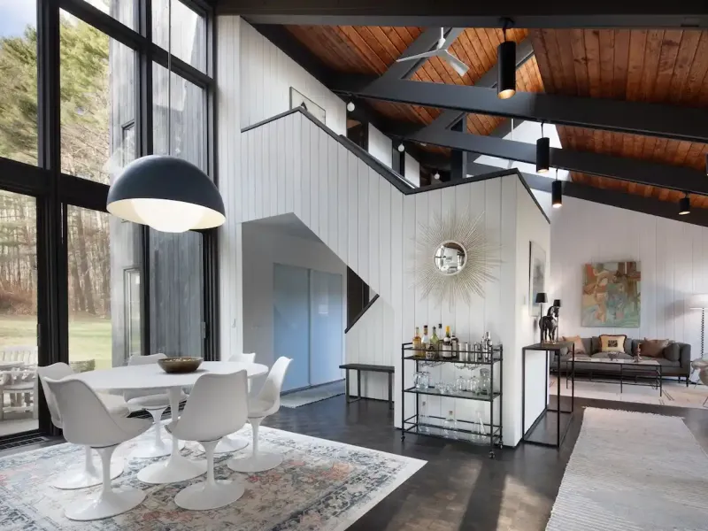 https://harneyrealestate.com/property/40-canterbury-lane-salisbury-ct- – image 7