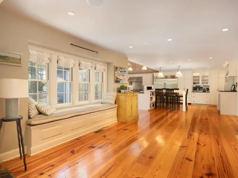 https://harneyrealestate.com/property/7-cooper-hill-road-salisbury-ct- – image 12