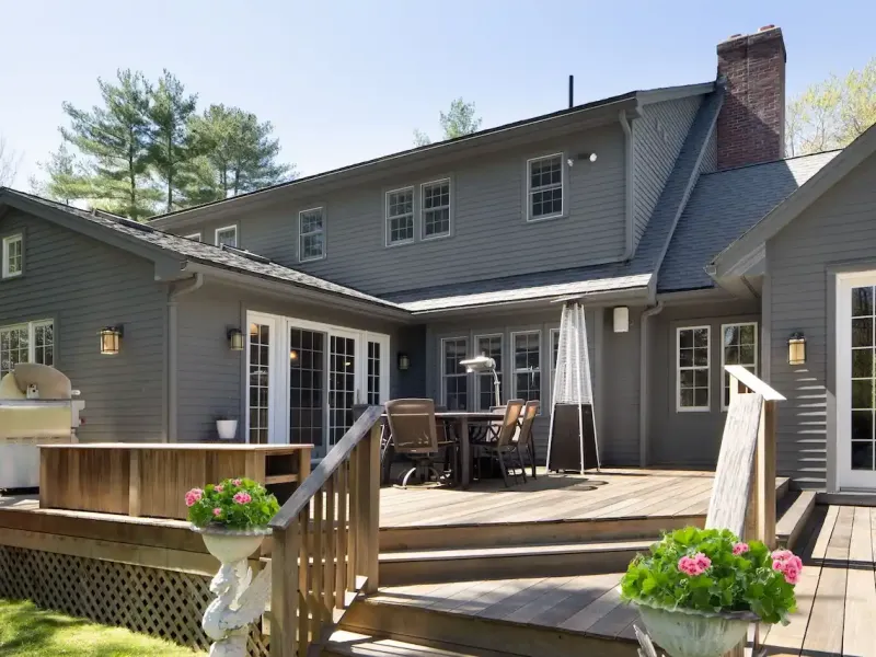 https://harneyrealestate.com/property/7-cooper-hill-road-salisbury-ct- – image 18