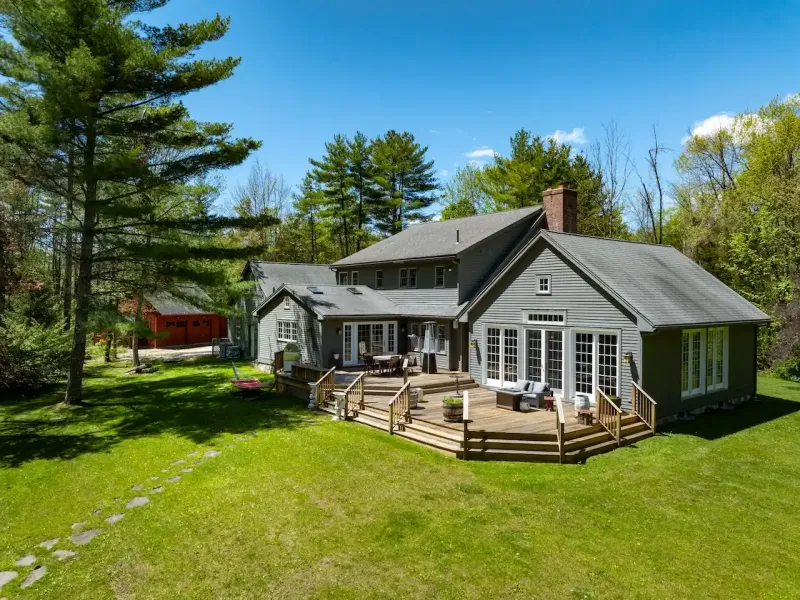 https://harneyrealestate.com/property/7-cooper-hill-road-salisbury-ct- – image 20