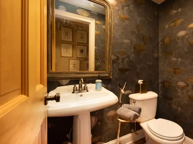 https://harneyrealestate.com/property/7-cooper-hill-road-salisbury-ct- – image 22