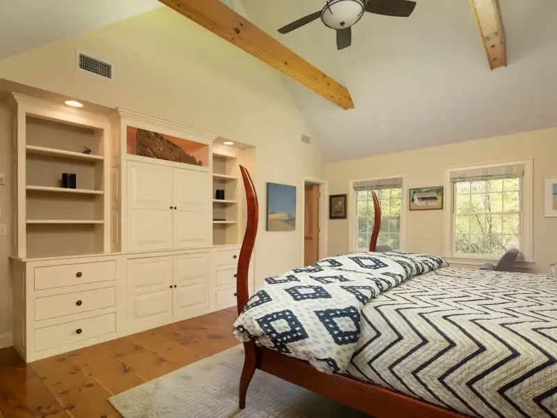 https://harneyrealestate.com/property/7-cooper-hill-road-salisbury-ct- – image 25