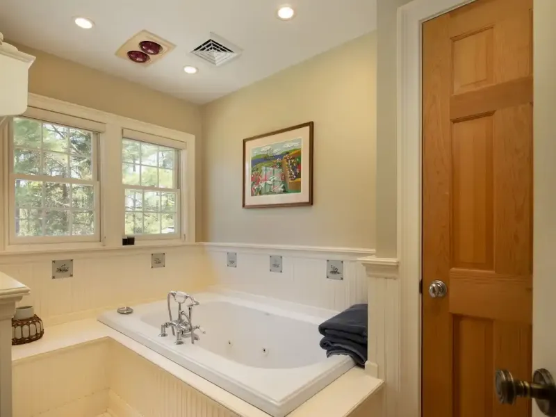 https://harneyrealestate.com/property/7-cooper-hill-road-salisbury-ct- – image 27