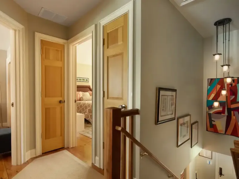 https://harneyrealestate.com/property/7-cooper-hill-road-salisbury-ct- – image 31
