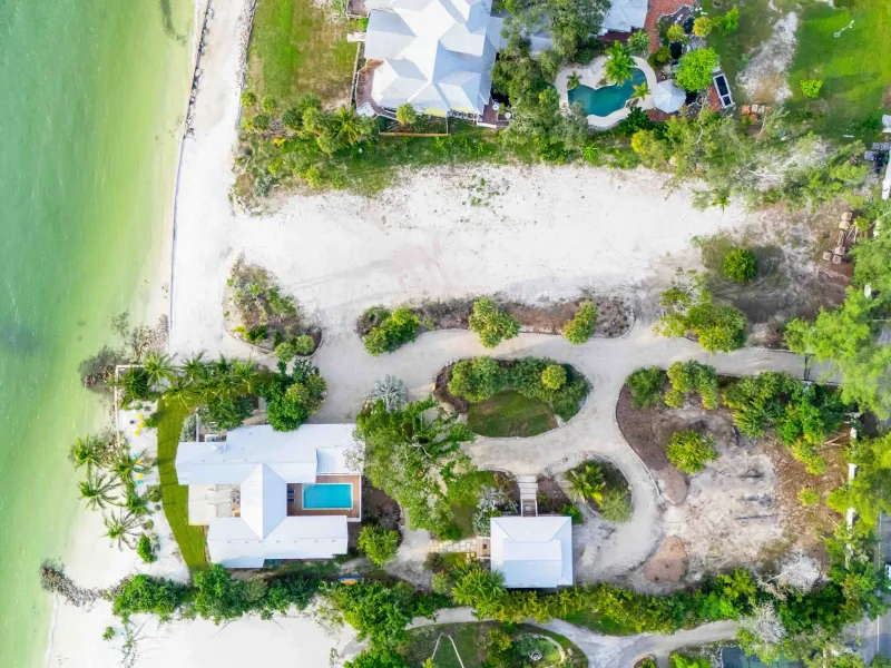A Rare Gulf-Front Opportunity on Siesta Key – image 2