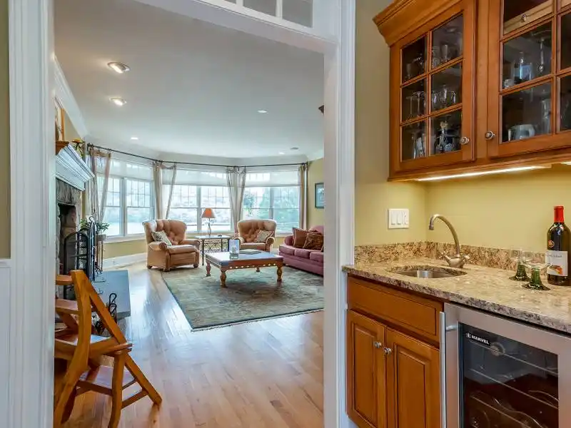 Waterfront For Sale – image 22