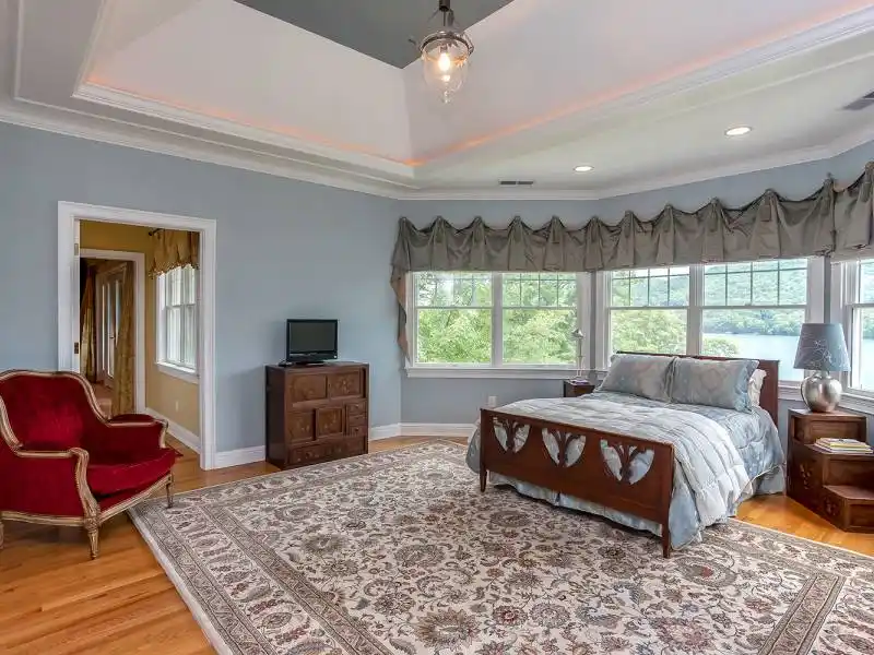 Waterfront For Sale – image 27