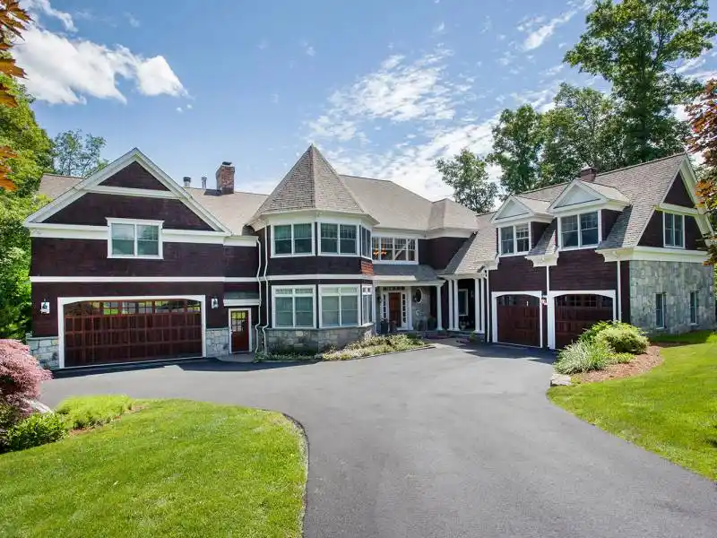Waterfront For Sale – image 1