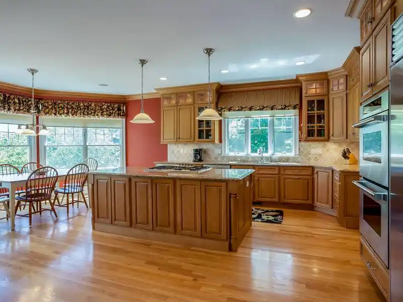 Waterfront For Sale – image 11