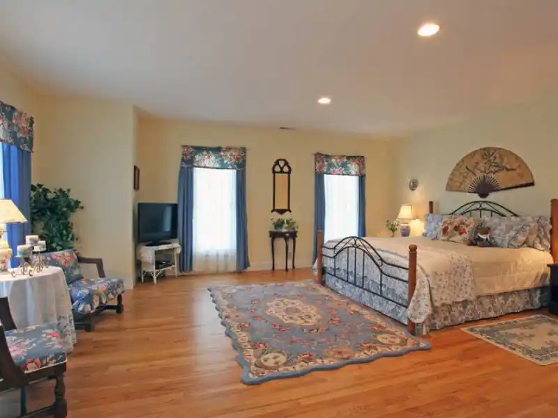Residential For Sale – image 31