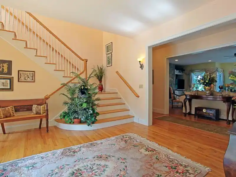 Residential For Sale – image 4
