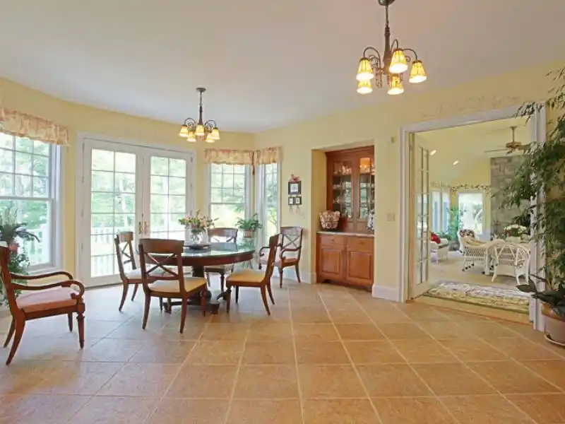 Residential For Sale – image 12