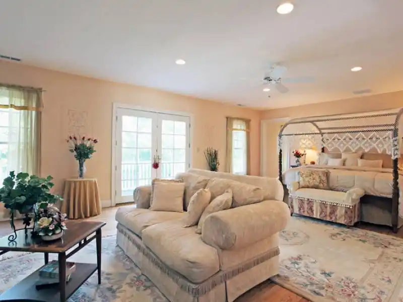 Residential For Sale – image 18