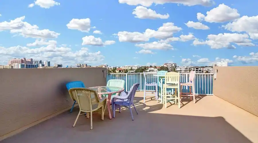 676 Bayway Blvd,CLEARWATER BEACH,Florida 33767,United States,3 Bedrooms Bedrooms,3 BathroomsBathrooms,Residential,Bayway Blvd,213808
