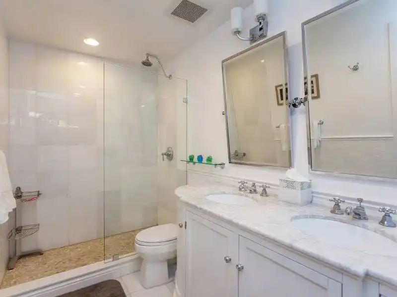 Residential For Sale – image 19