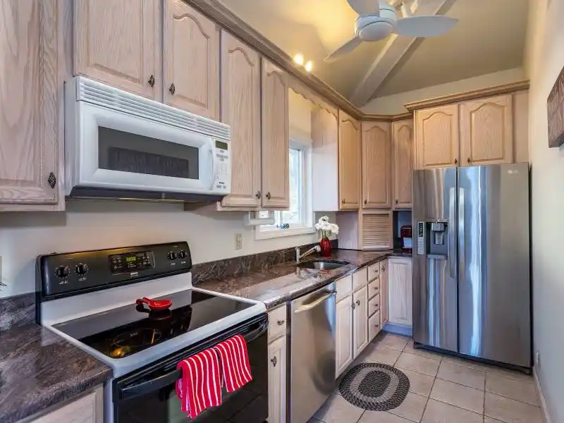 Residential For Sale – image 22