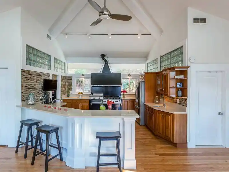Residential For Sale – image 8
