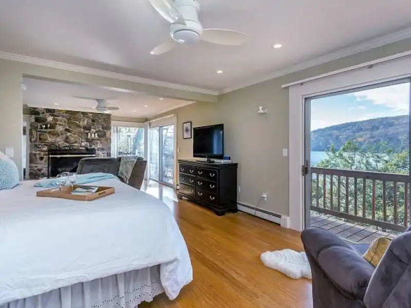 Residential For Sale – image 11