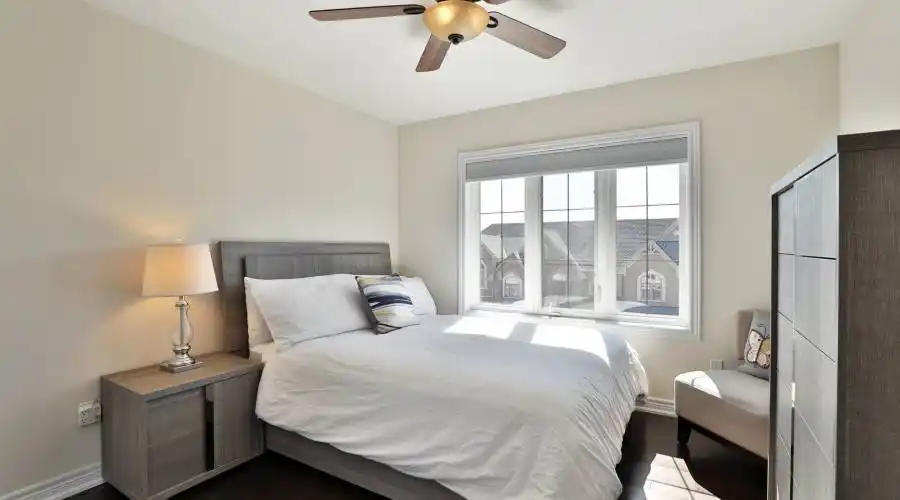 2363 Natasha Circle,Oakville,Canada,3 Bedrooms Bedrooms,8 Rooms Rooms,1 BathroomBathrooms,Residential,Natasha,235553