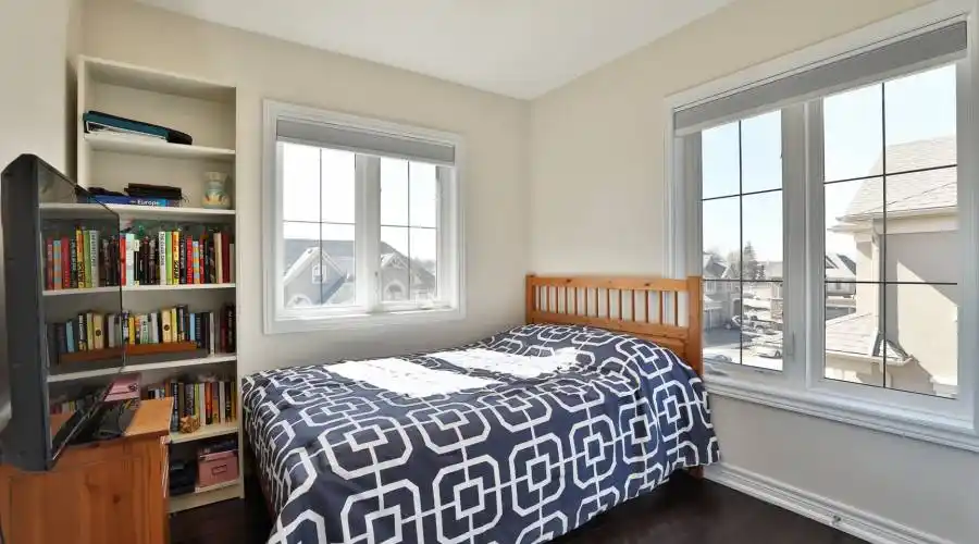 2363 Natasha Circle,Oakville,Canada,3 Bedrooms Bedrooms,8 Rooms Rooms,1 BathroomBathrooms,Residential,Natasha,235553