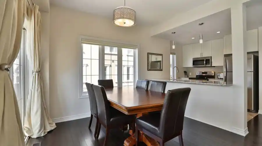 2363 Natasha Circle,Oakville,Canada,3 Bedrooms Bedrooms,8 Rooms Rooms,1 BathroomBathrooms,Residential,Natasha,235553